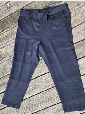 Woman's Grey Banana Republic Straight-Leg Dress Pants With Tie